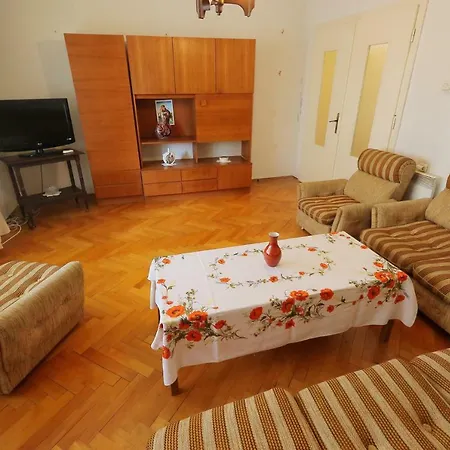Apartman Jure