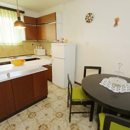 בית הארחה Apartman Jure ספליט