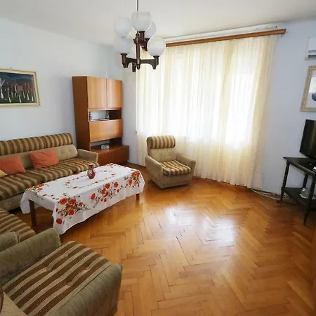 Apartman Jure